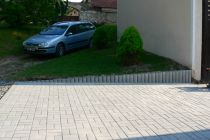 V6